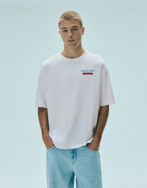 Pull&Bear Conceptual studio afslappet grafisk T-shirt i hvid - view 1