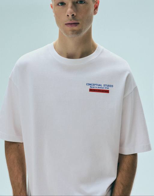 Pull&Bear Conceptual studio avslappnad grafisk t-shirt i vitt, 3 av 7