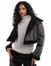 Bershka faux fur collar zip up knit top in ecru | ASOS