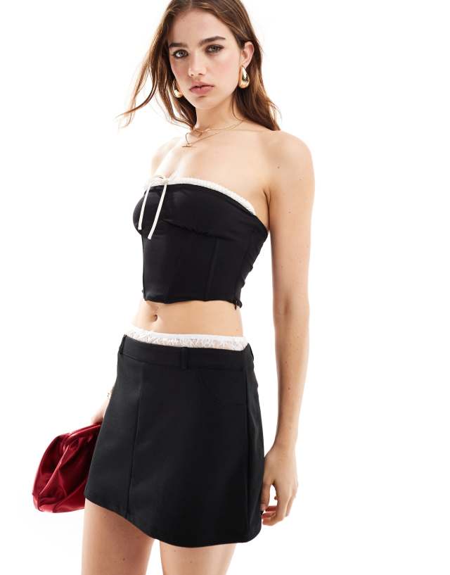 Pull&Bear - contrast lace boxer waistband mini skirt in black