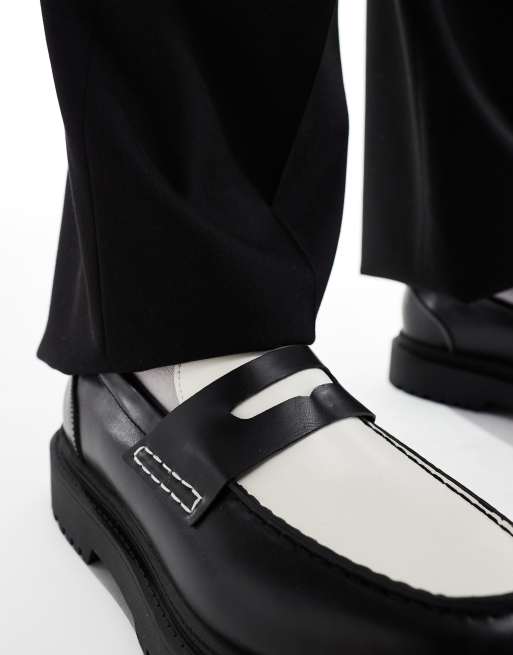 Pull&Bear contrast loafers in black and white, 3 of 4