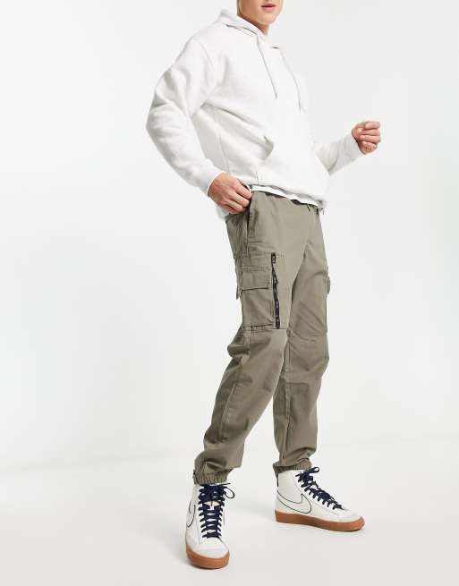 Pull&Bear contrast pockets ripstop cargos in khaki