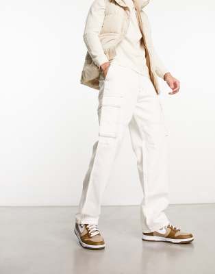 Pull & Bear Contrast Stitch Cargo Pants In Ecru-white