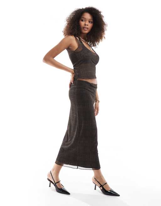 Pull&Bear - Coordinato in rete marrone a quadri con top e gonna