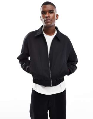 Укороченный жакет из хлопка Pull-Bear черного цвета 8490₽