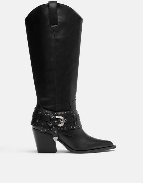 Pull&Bear Cowboy buckle boots in black - view 1