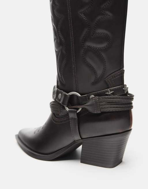 Pull&Bear cowboyboots med spänne i vinröd, 3 av 5
