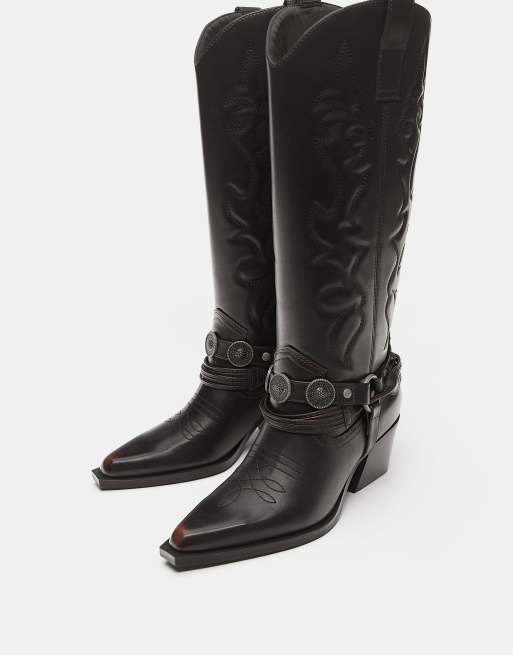 Pull&Bear Cowboystiefel mit Schnalle in Burgunderrot, 2 von 5
