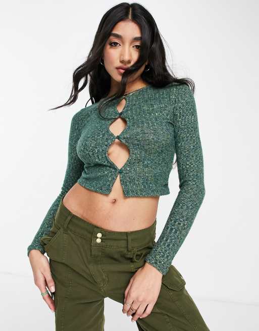 Pull&Bear - Crop top met lange mouwen en uitsnijdingen in groen