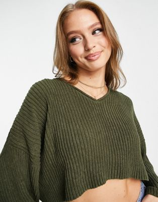 Pull&Bear cropped long sleeve knitted jumper in khaki