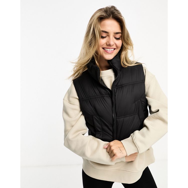 Pull & Bear Cropped puffer vest - 529132487-400