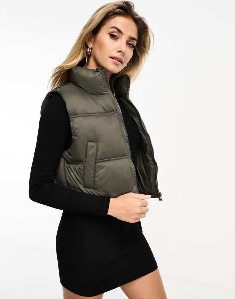 Pull&Bear cropped padded nylon vest with zip detail in taupe - view 1