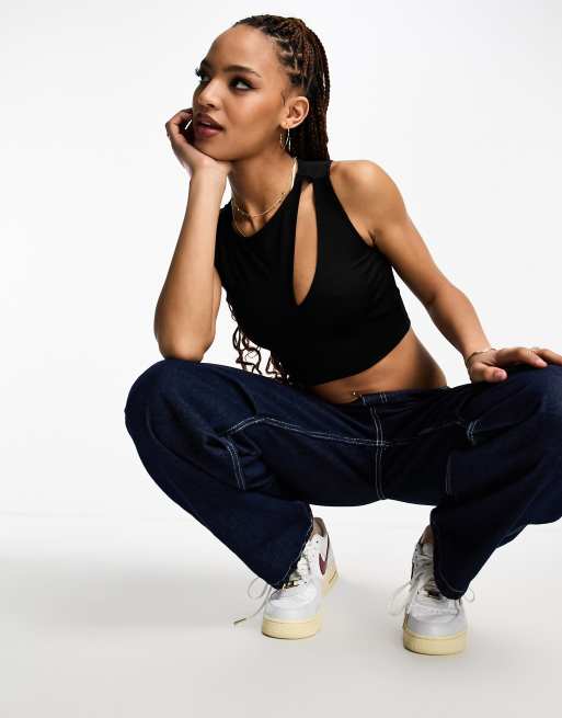 Pull&Bear - Cropped racerhemdje met asymmetrische uitsnijding in zwart
