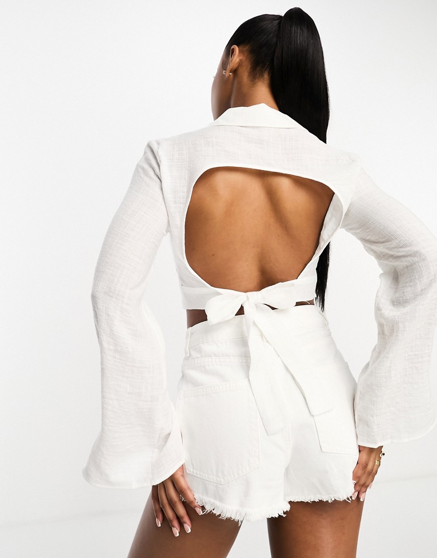 Pull & Bear cropped shirt with keyhole back in white