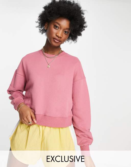 Crop sweatshirt discount pull and bear