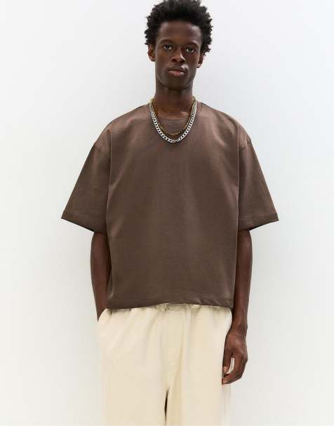 Pull&Bear cropped t-shirt in chocolate - view 1