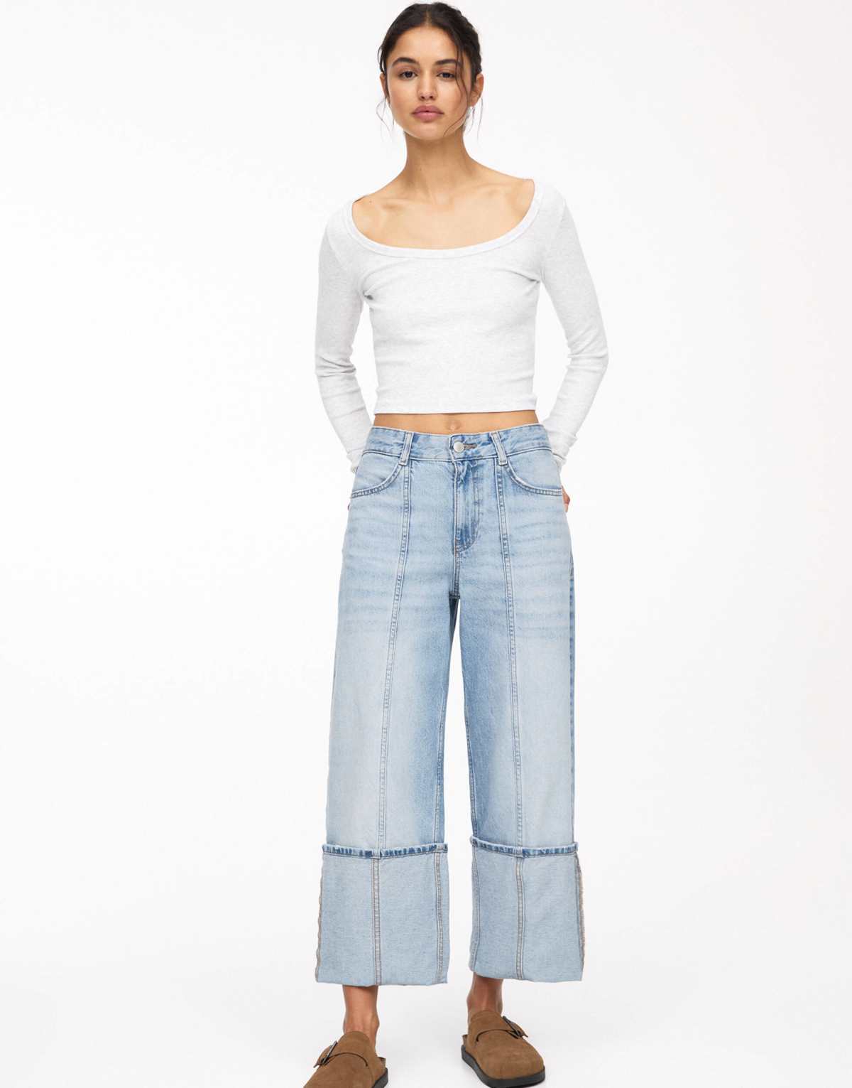 Pull&Bear cropped turn up hem jeans in blue