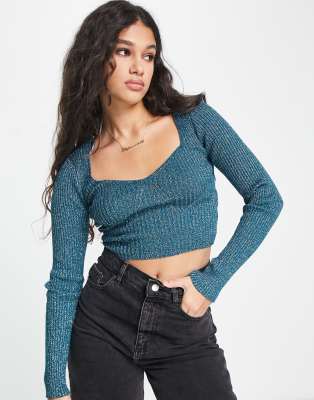 Pull & Bear cropped v neck knitted jumper in green-Black