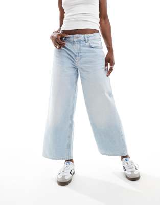 cropped wide leg jean in light wash blue