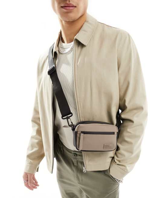 Pull and outlet bear sling bag