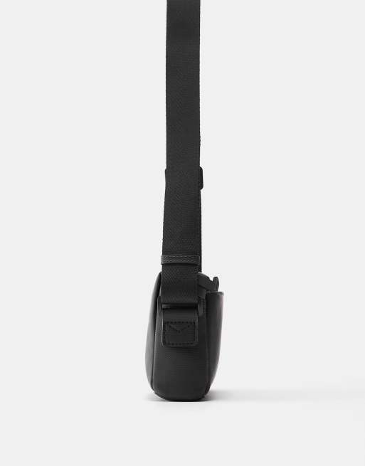 Pull&Bear - Crossbody tas van rubber in zwart, 4 van 4