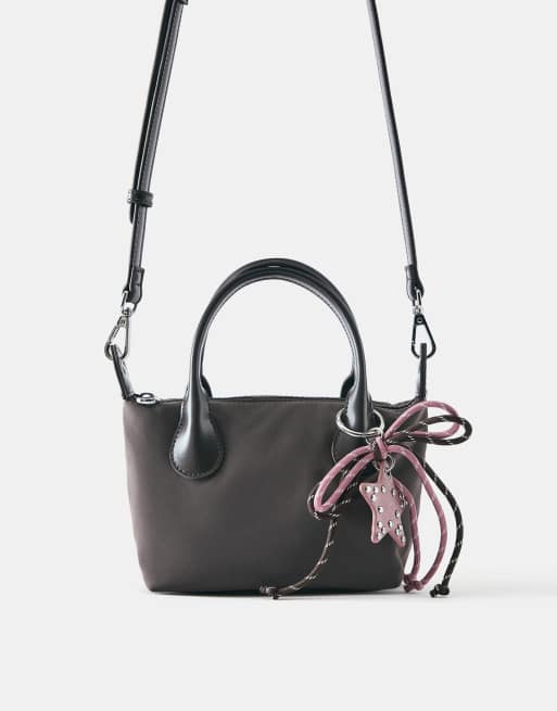 Pull&Bear crossbodytas van nylon met versiering in bruin, 2 van 5