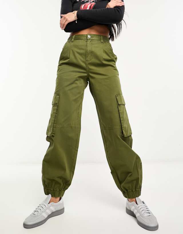 Pull&Bear - cuffed cargo trouser in khaki