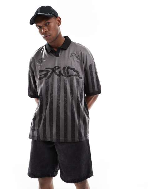 Pull&Bear – Czarna koszulka polo w grungowym piłkarskim stylu - view 1