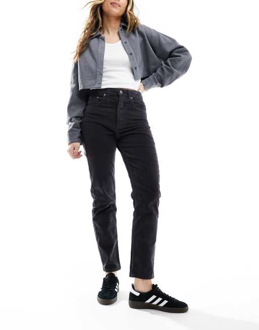Pull&Bear – Czarne sztruksowe jeansy mom fit