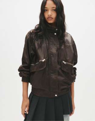 Pull & Bear - Dad-Jacke in dunkelbrauner Lederoptik-Brown