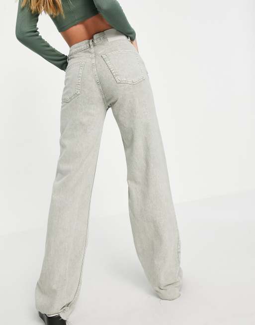 Pull&Bear dad jeans with rip in green