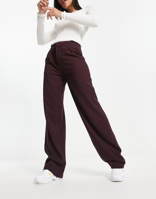 Pull&Bear darted mid waisted tailored trouser in wine red