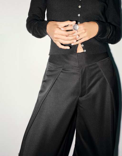 Pull&Bear Darted smart trousers in black, 2 of 7