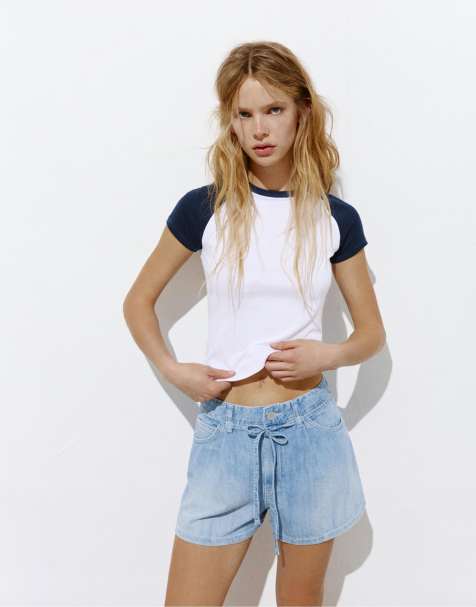 Pull&Bear Denim shorts with darts and belt in pale blue - view 1