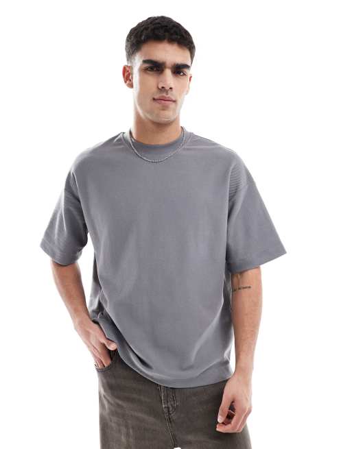 Pull&Bear – Diagonal strukturiertes T-Shirt in Grau