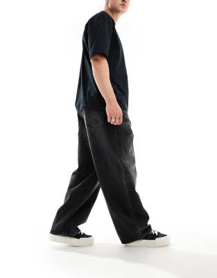 Pull & Bear Distressed Super Baggy Jeans In Black