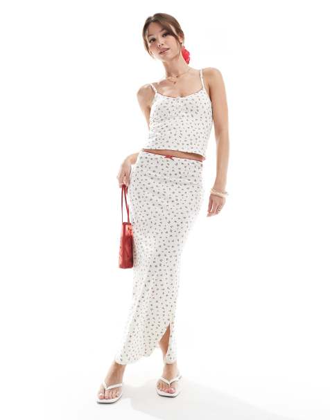 Pull&Bear ditsy floral pointelle maxi skirt co-ord in white - view 1