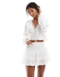 [Pull & Bear] Pull & Bear drop waist ruffle skort in white XS WHITE