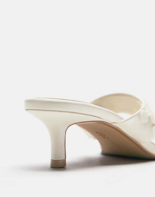 Pull&Bear - Ecrufarvede højhælede sandaler med knapdetaljer, 4 af 4