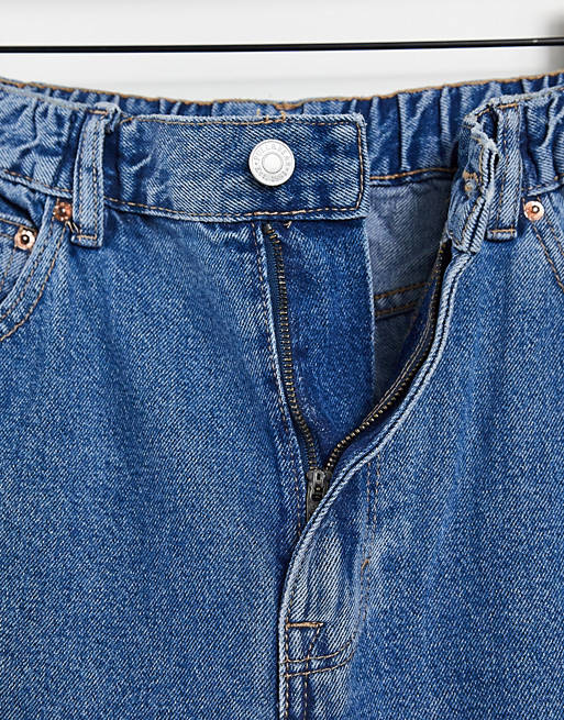  Pull&bear elasticated waist mom jean in medium blue 