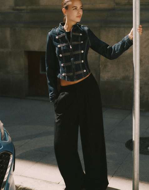 Pull&Bear Elasticated waist smart trousers in black - view 1