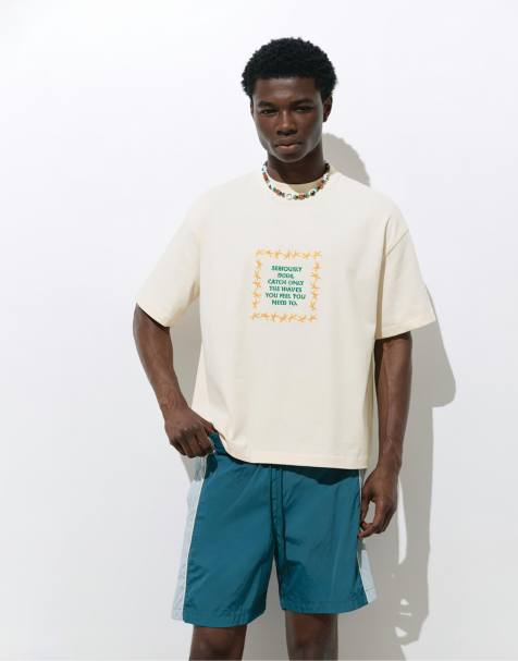 Pull&Bear Embroidered star t-shirt in beige - view 1