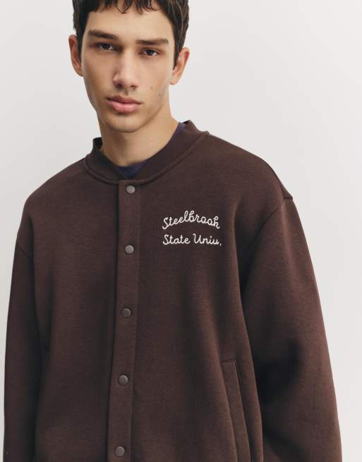 Pull&Bear Embroidered varsity jacket in chocolate, 3 of 4