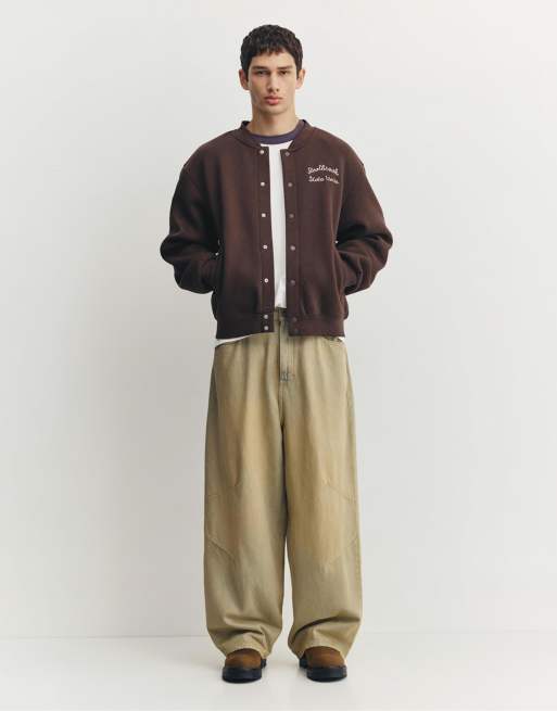 Pull&Bear Embroidered varsity jacket in chocolate, 4 of 4