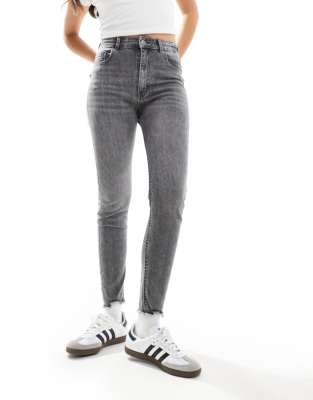 Pull & Bear - Enge Jeans in Grau mit hohem Bund-Blau