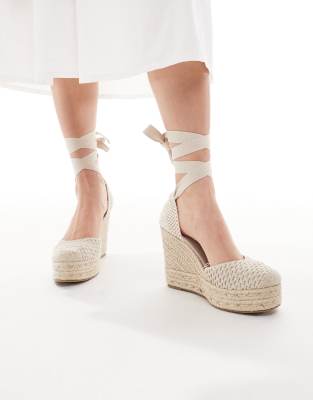 Pull & Bear Espadrille Crochet Heels In Neutral