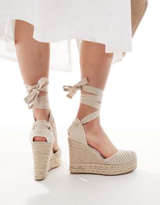Pull & Bear Espadrille Crochet Heels In Neutral