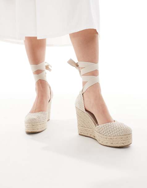 Pull&Bear – Espadrilles aus Häkelstrick in Beige mit Absatz - view 1