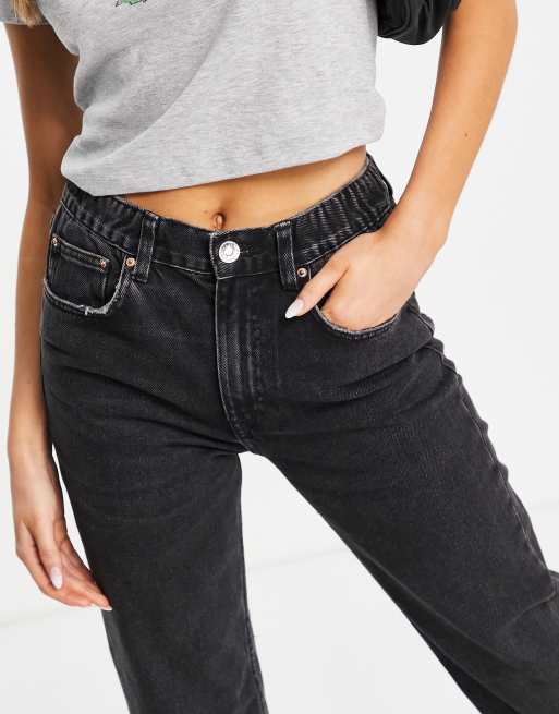 Pull&Bear Exclusive elasticated waist mom jean in black