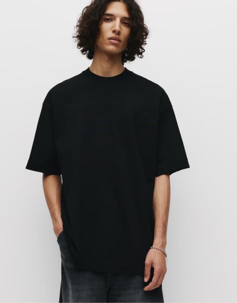 Pull&Bear Extra loose short sleeve t-shirt in black - view 1